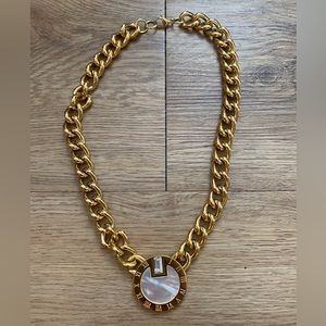 New golden chain necklace!